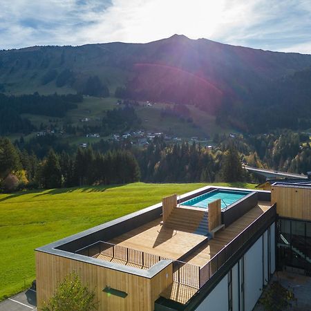 Genuss- & Aktivhotel Sonnenburg Riezlern Kültér fotó